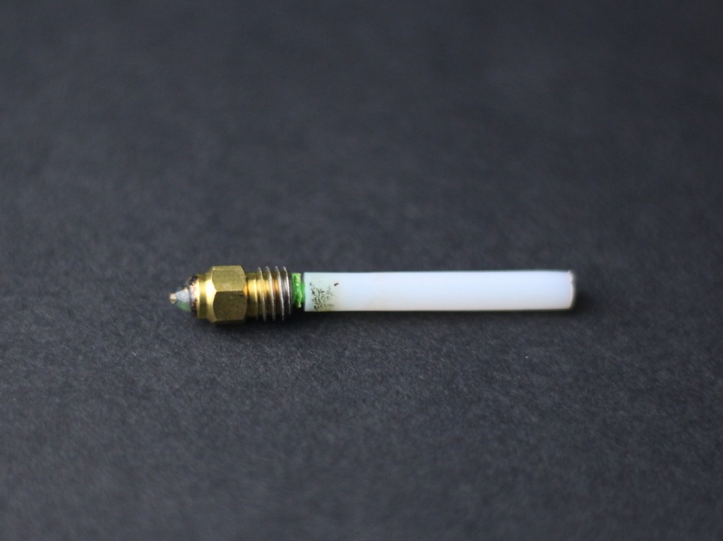CR-200B-nozzle-clog-2.jpg CR-200B-nozzle-clog-2.jpg