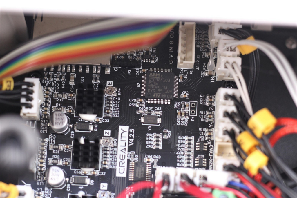 Creality-V4.2.5-board-on-CR-200B-1.jpg Creality-V4.2.5-board-on-CR-200B-1.jpg