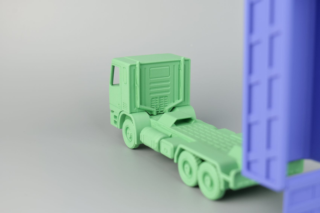 Dump-Truck-with-Modular-Bucket-Bambu-Lab-A1-Mini-Review5.jpg Dump-Truck-with-Modular-Bucket-Bambu-Lab-A1-Mini-Review5.jpg