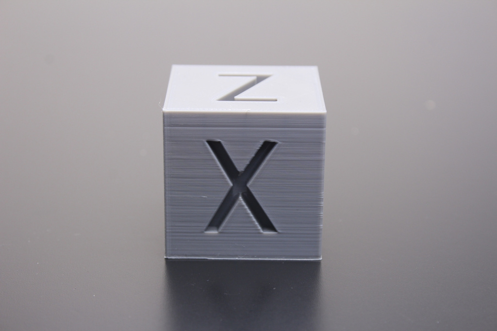 200-Calibration-Cube-Regular-Grey-PLA-Bad-Lighting.jpg 200-Calibration-Cube-Regular-Grey-PLA-Bad-Lighting.jpg