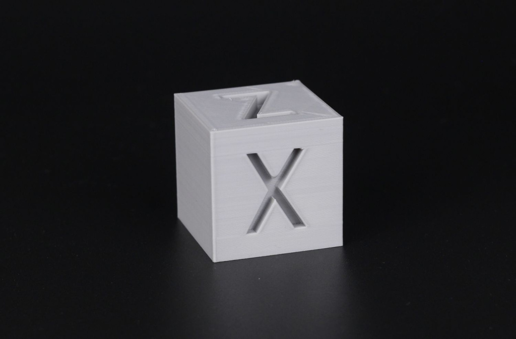 Creality-CR-M4-200-Calibration-Cube1.jpg Creality-CR-M4-200-Calibration-Cube1.jpg