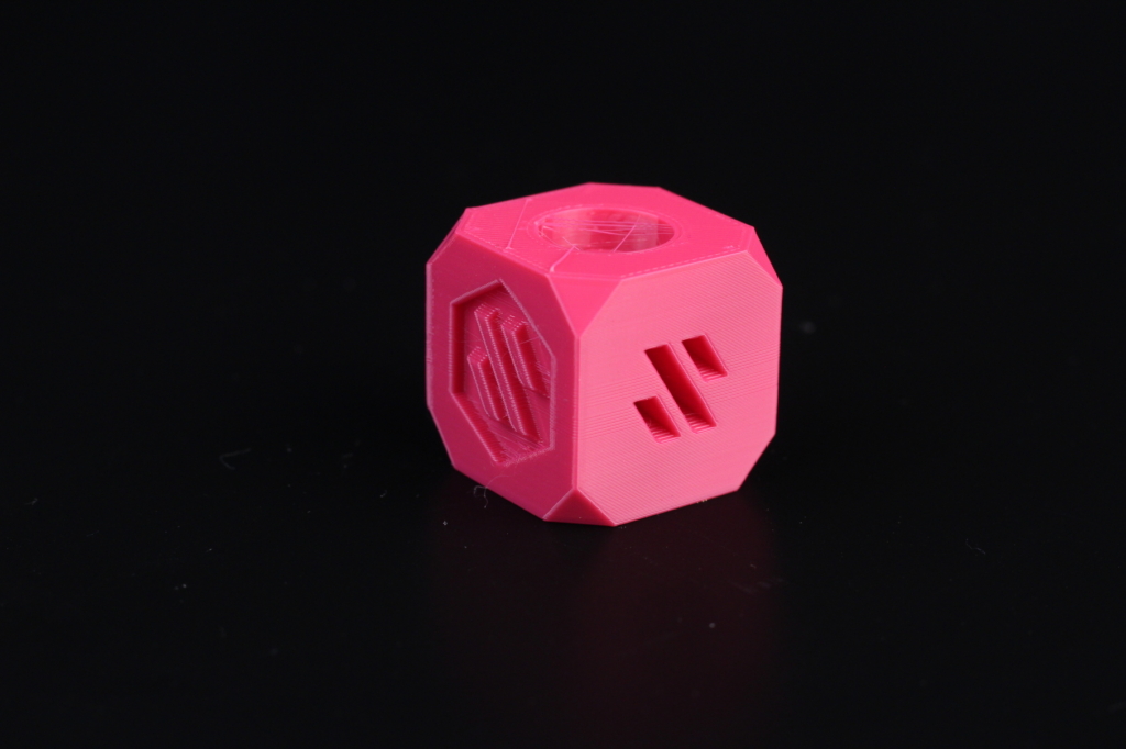 Voron-Cube-TPU-print-on-Ender-6-5-1024x682.jpg Voron-Cube-TPU-print-on-Ender-6-5-1024x682.jpg