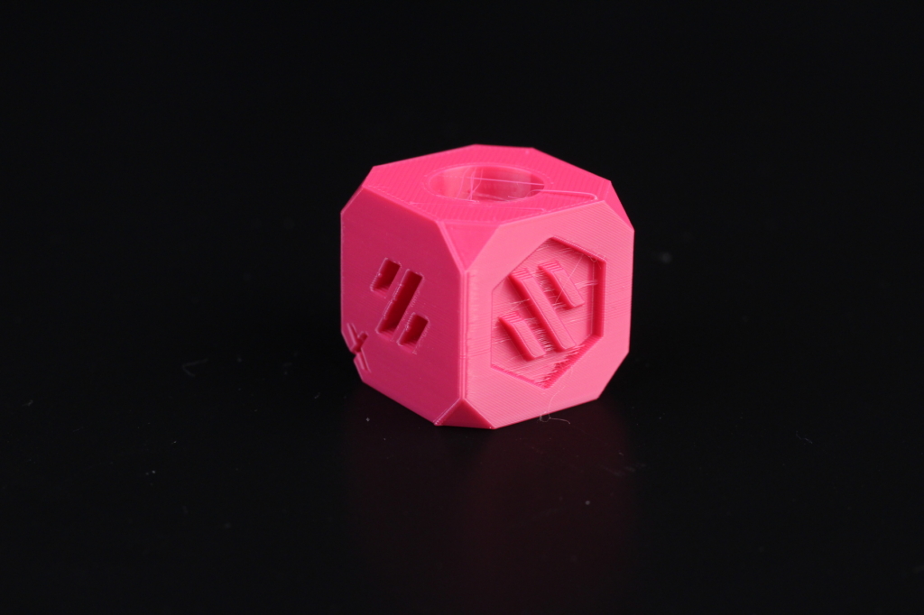 Voron-Cube-TPU-print-on-Ender-6-4-1024x682.jpg Voron-Cube-TPU-print-on-Ender-6-4-1024x682.jpg