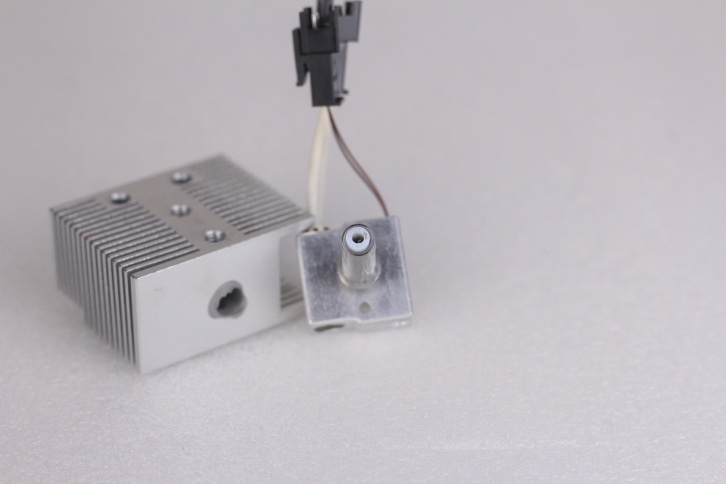 Creality-CR-200B-PTFE-lined-hotend-3.jpg Creality-CR-200B-PTFE-lined-hotend-3.jpg