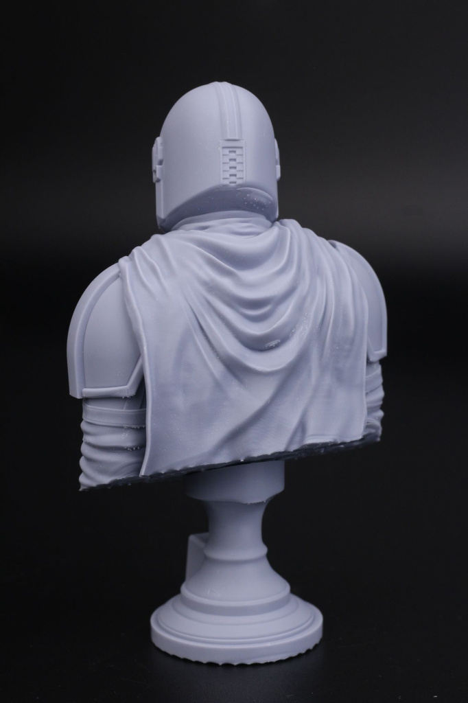 Mandalorian-Bust-from-Fotis-Mint-Anycubic-Photon-D24.jpg Mandalorian-Bust-from-Fotis-Mint-Anycubic-Photon-D24.jpg