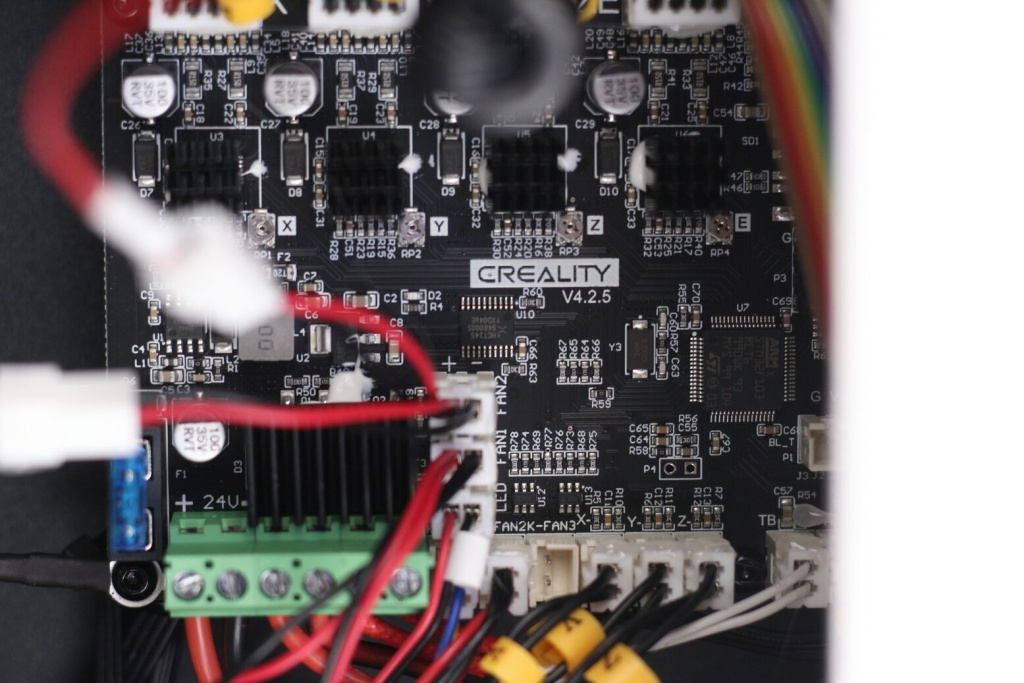Creality-V4.2.5-board-on-CR-200B-2-rotated.jpg Creality-V4.2.5-board-on-CR-200B-2-rotated.jpg