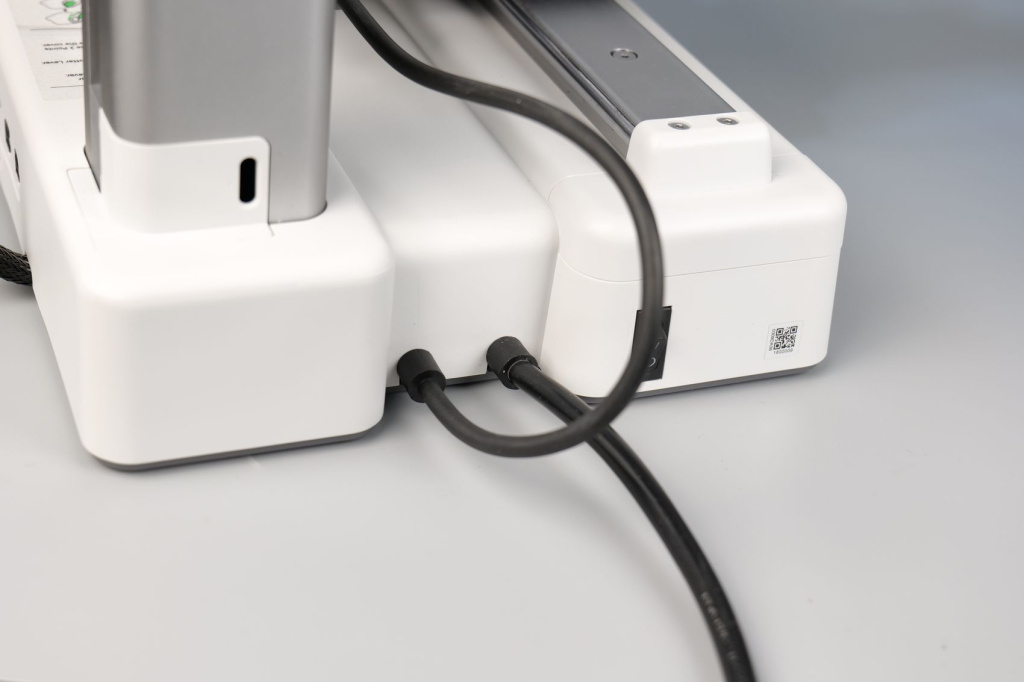 Bambu-A1-Mini-Power-Cable.jpg Bambu-A1-Mini-Power-Cable.jpg
