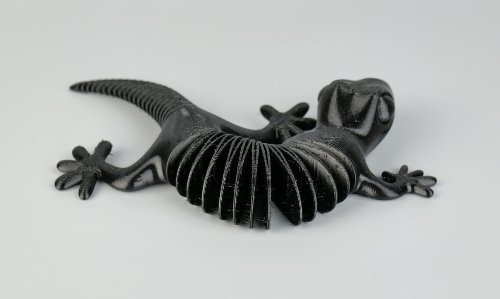 Super-Flexi-Gecko-TPU-print-on-A1-Mini3.jpg Super-Flexi-Gecko-TPU-print-on-A1-Mini3.jpg