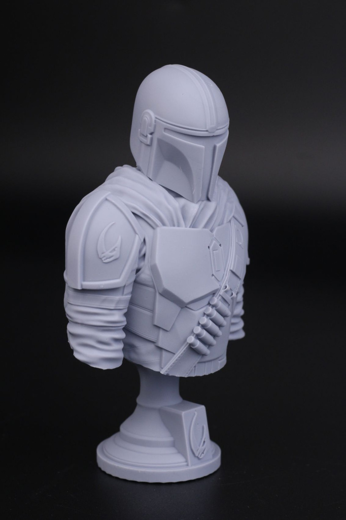 Mandalorian-Bust-from-Fotis-Mint-Anycubic-Photon-D22.jpg Mandalorian-Bust-from-Fotis-Mint-Anycubic-Photon-D22.jpg