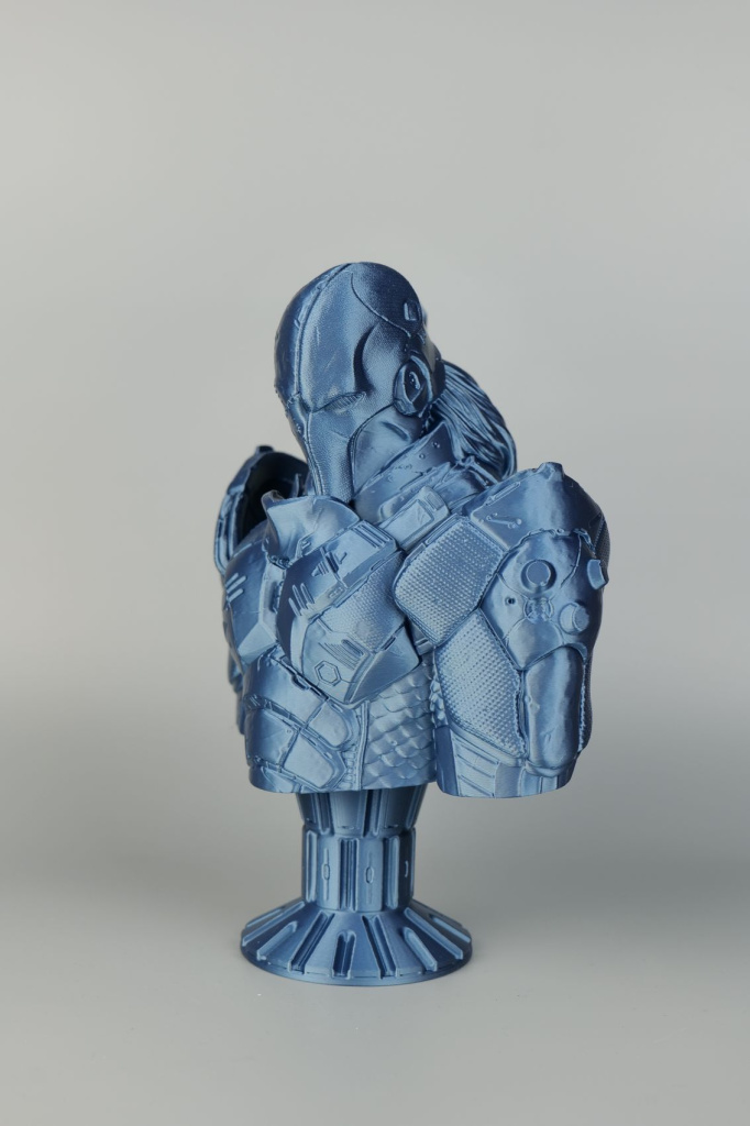 Deathstroke-Bust-PLA-print-on-Bambu-Lab-A1-Mini2.jpg Deathstroke-Bust-PLA-print-on-Bambu-Lab-A1-Mini2.jpg