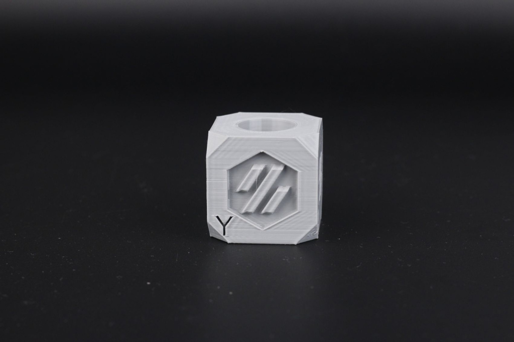 Voron-Calibration-Cube-on-Anycubic-Kobra-Plus4.jpg Voron-Calibration-Cube-on-Anycubic-Kobra-Plus4.jpg