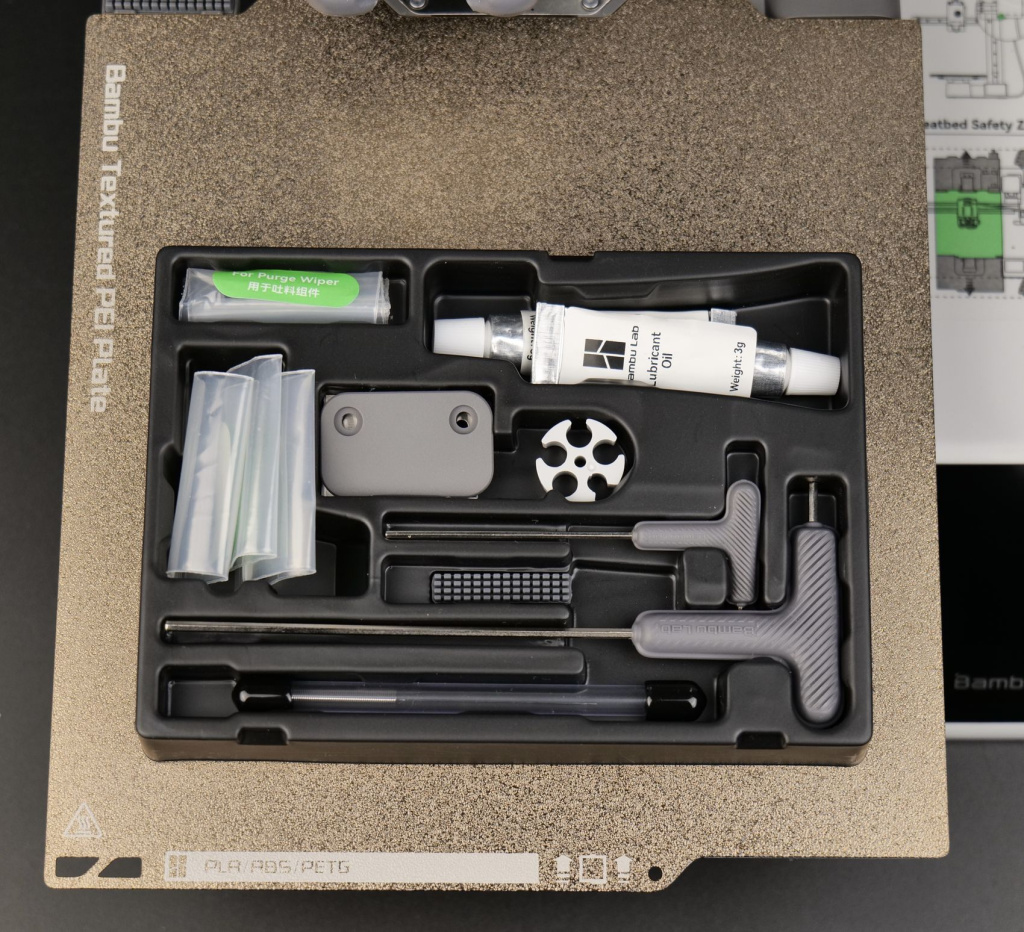 Bambu-Lab-A1-Mini-Accesories2.jpg Bambu-Lab-A1-Mini-Accesories2.jpg