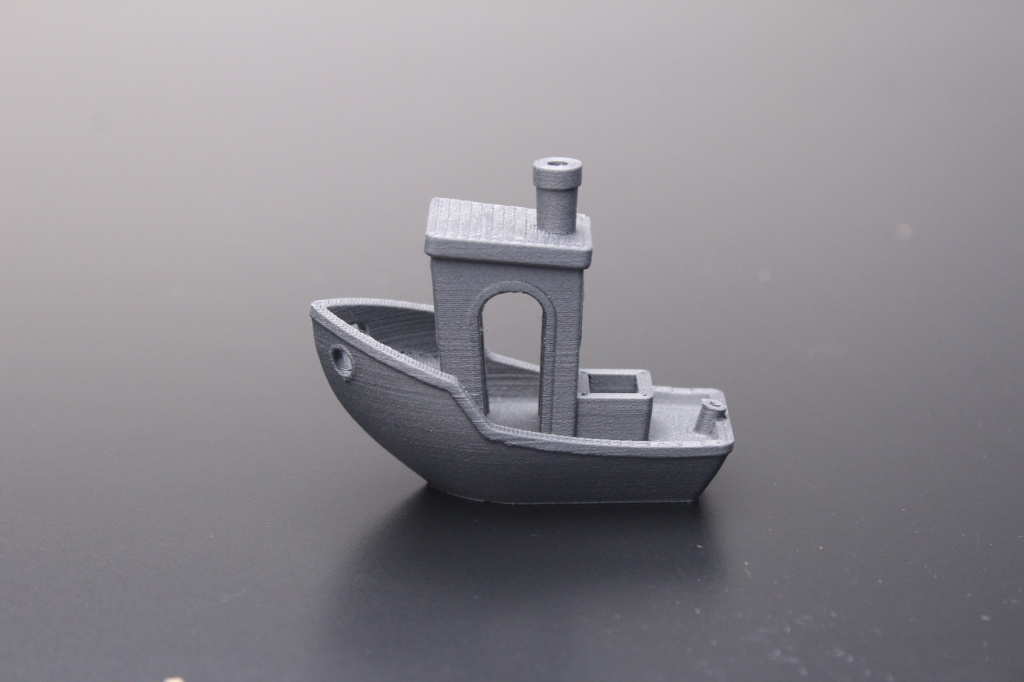 3D-Benchy-printed-with-GreenTEC-PRO-Bad-Lighting.jpg 3D-Benchy-printed-with-GreenTEC-PRO-Bad-Lighting.jpg